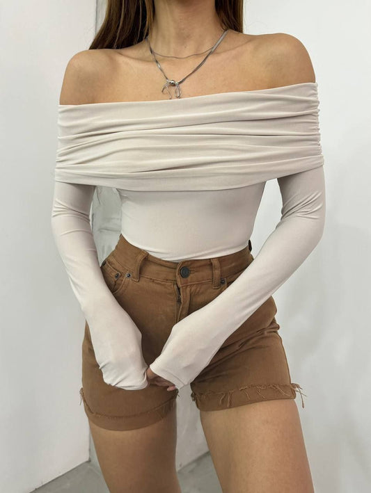 Off-shoulder Long Sleeved Top