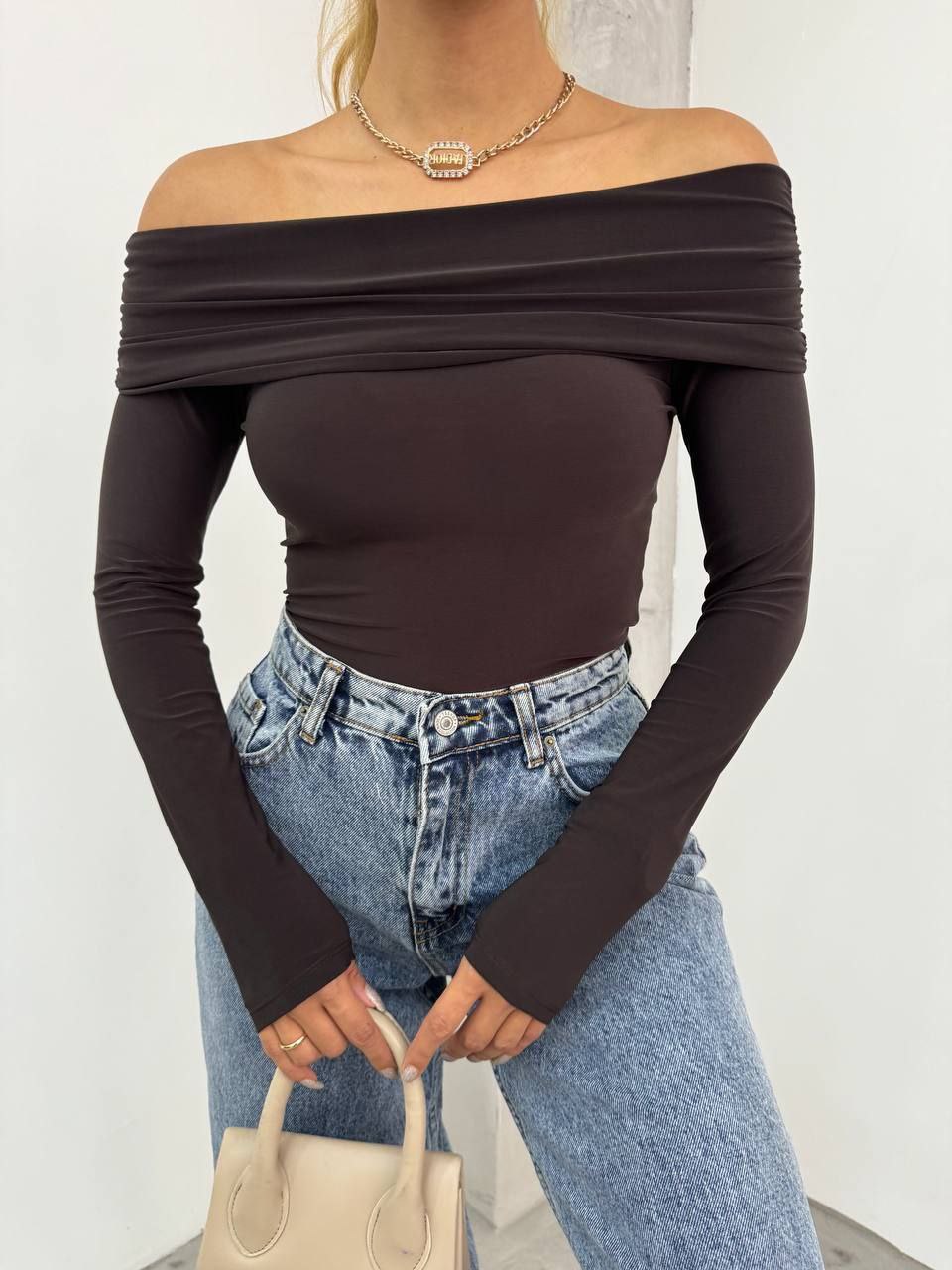 Off-shoulder Long Sleeved Top