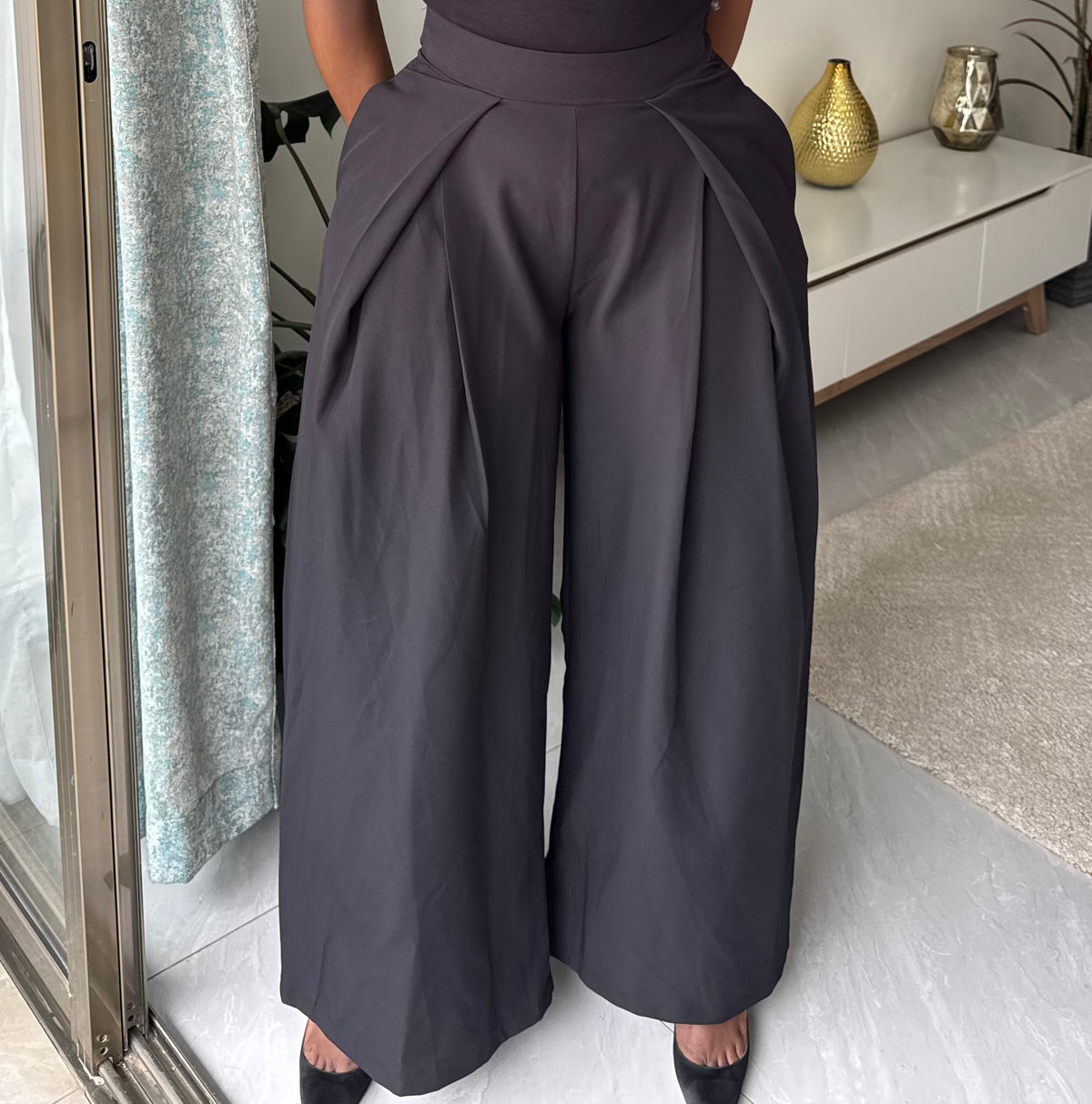 Mona Wide-leg Barrel Pants