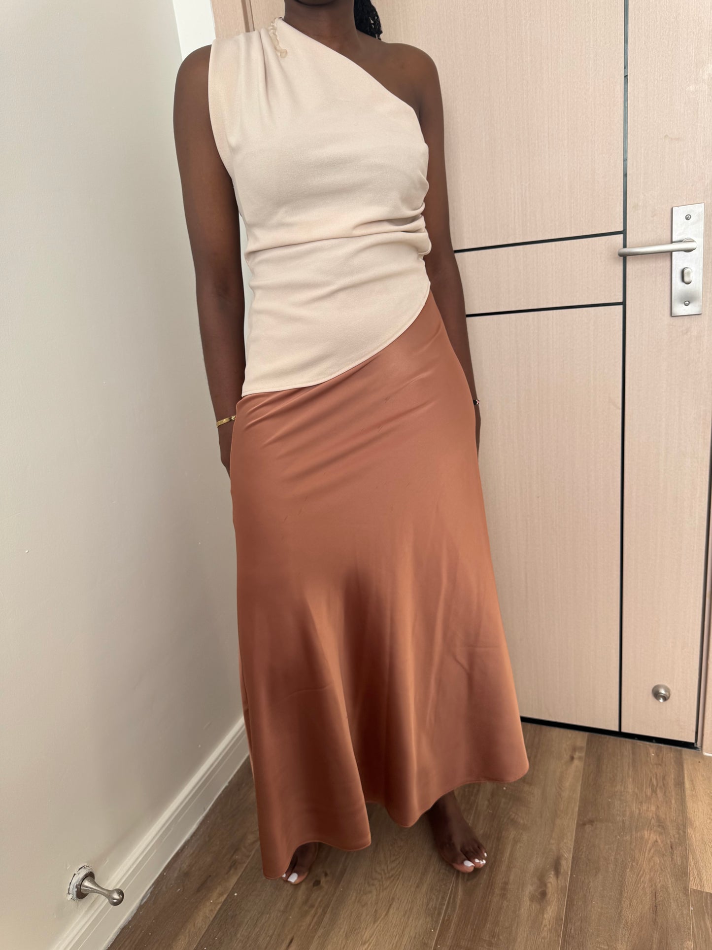 One-Shoulder Asymetrical Sleeveless Top