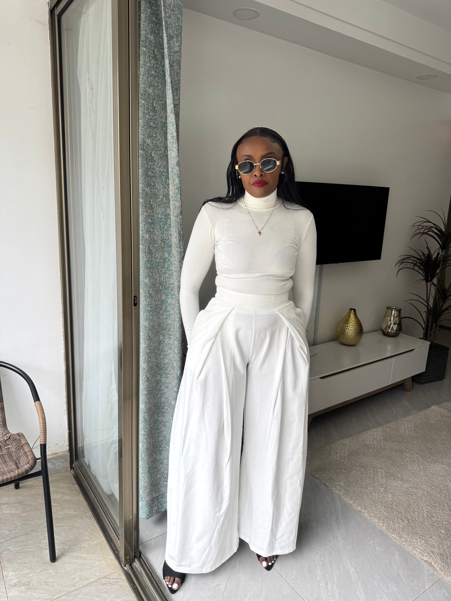Mona Wide-leg Barrel Pants