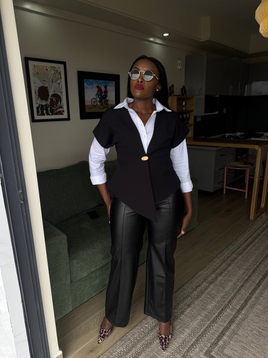 Dahlia Short Sleeved One-buttoned Halfcoat