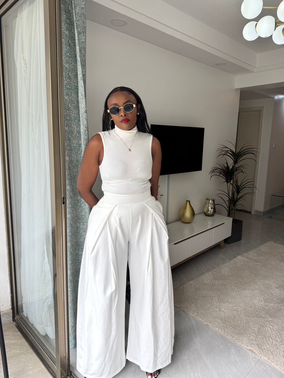 Mona Wide-leg Barrel Pants