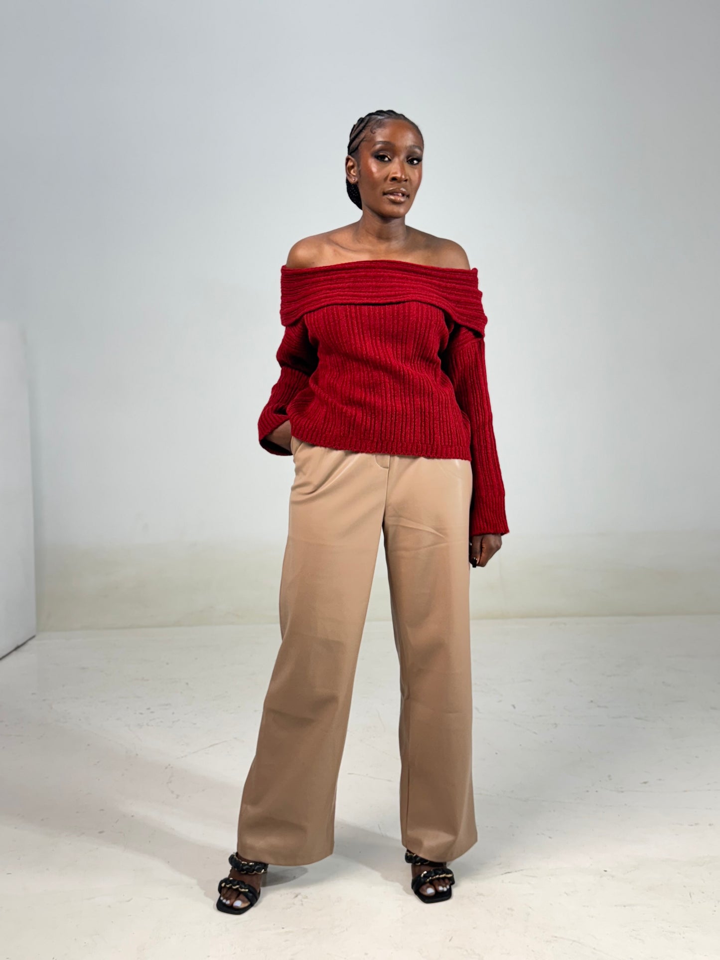 Offshoulder Sweater
