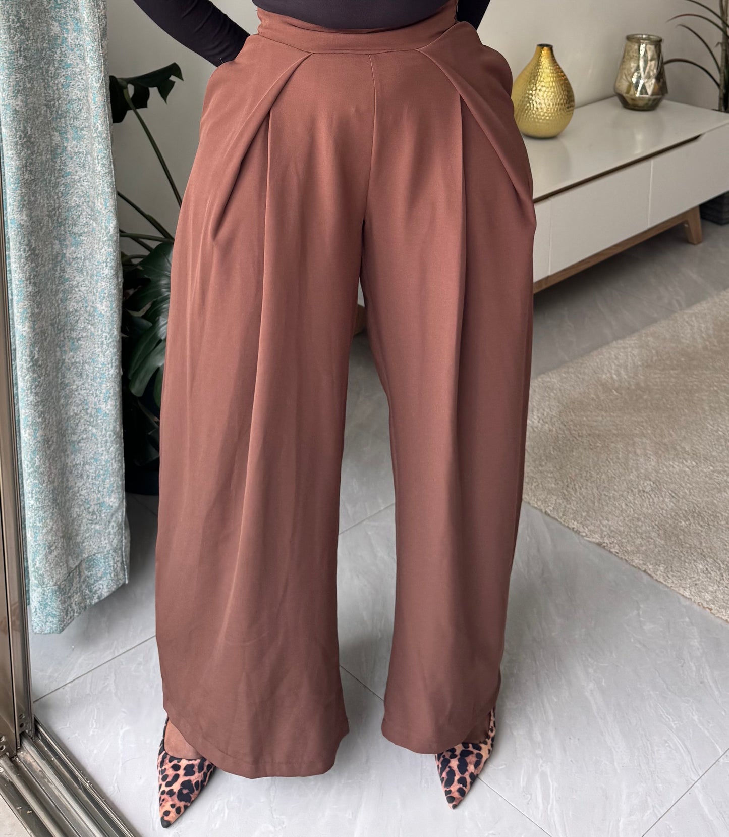 Mona Wide-leg Barrel Pants