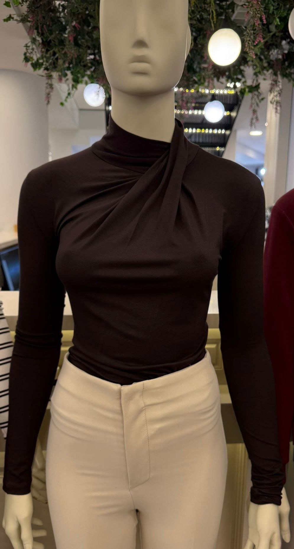 Neck-ruched Top